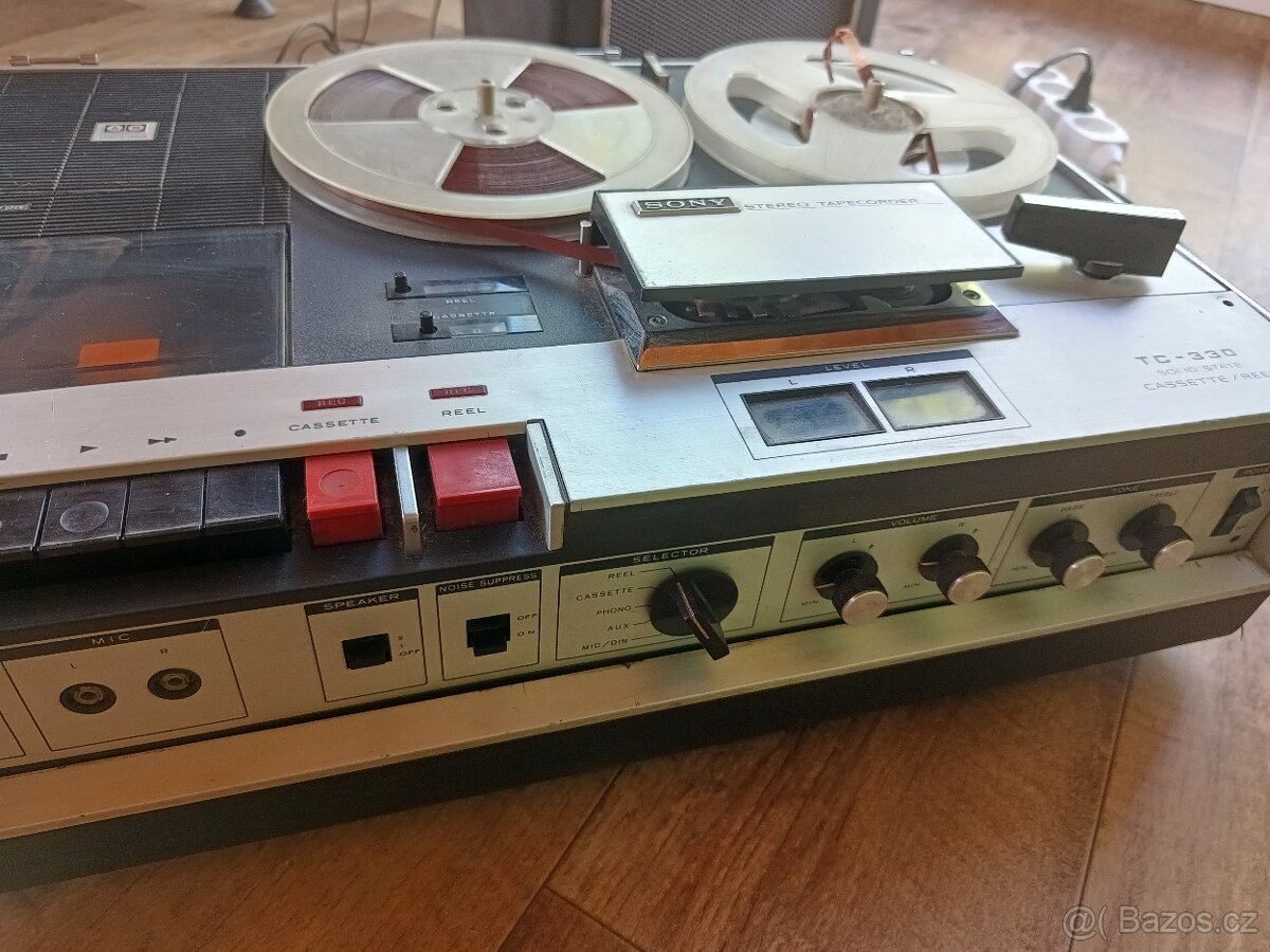 SONY TC-330 Tapecorder - 2