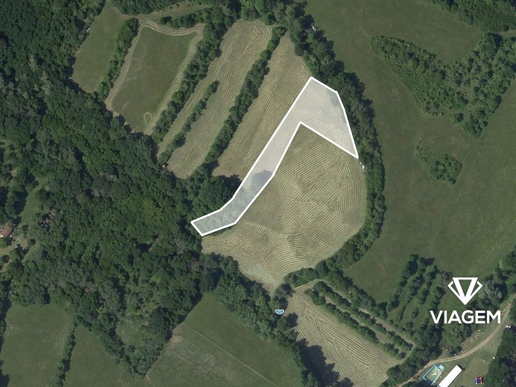 Pole 3 862 m² - 2