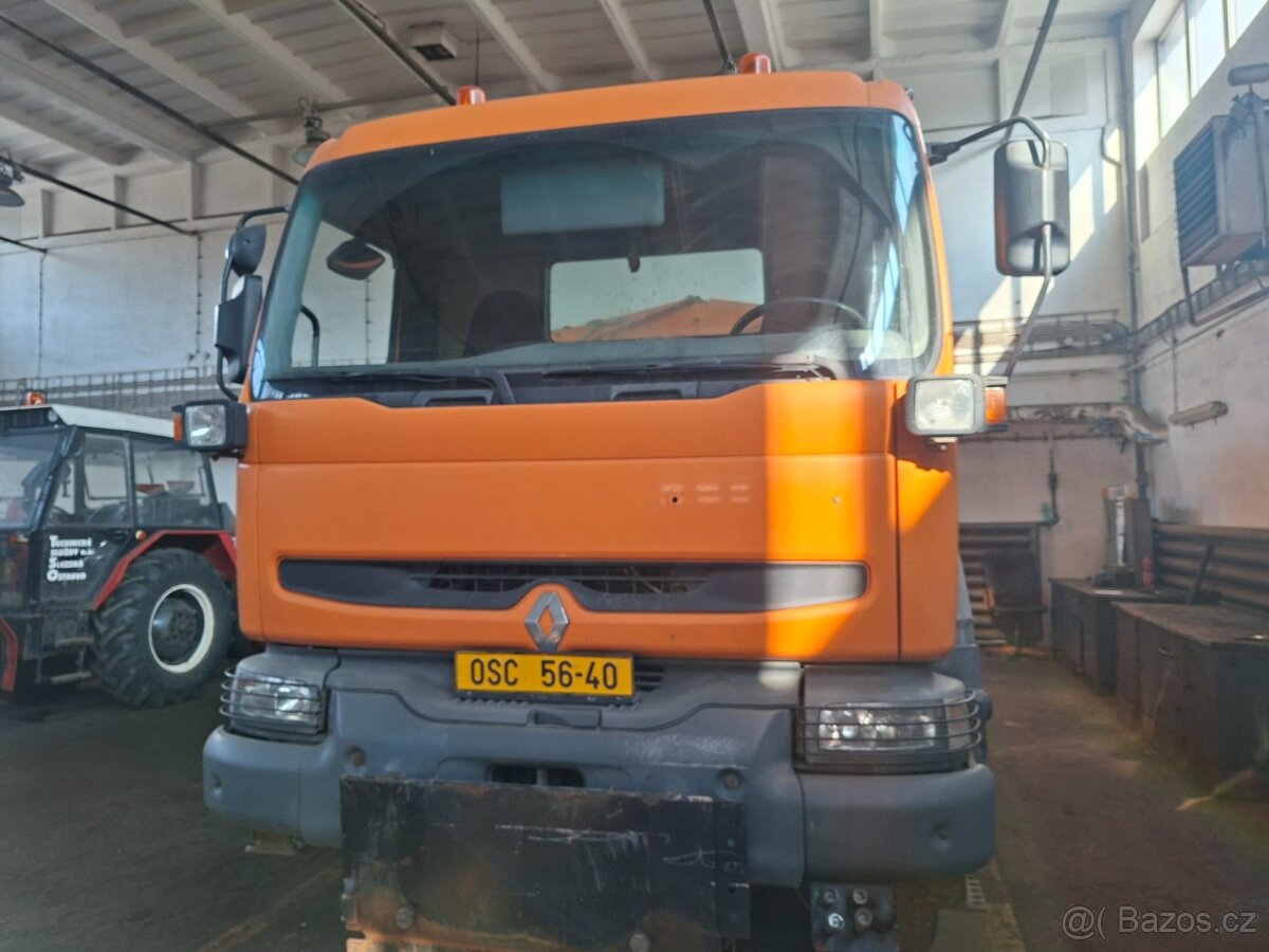 RENAULT 320.19 PR 4X4-44.0 - 2
