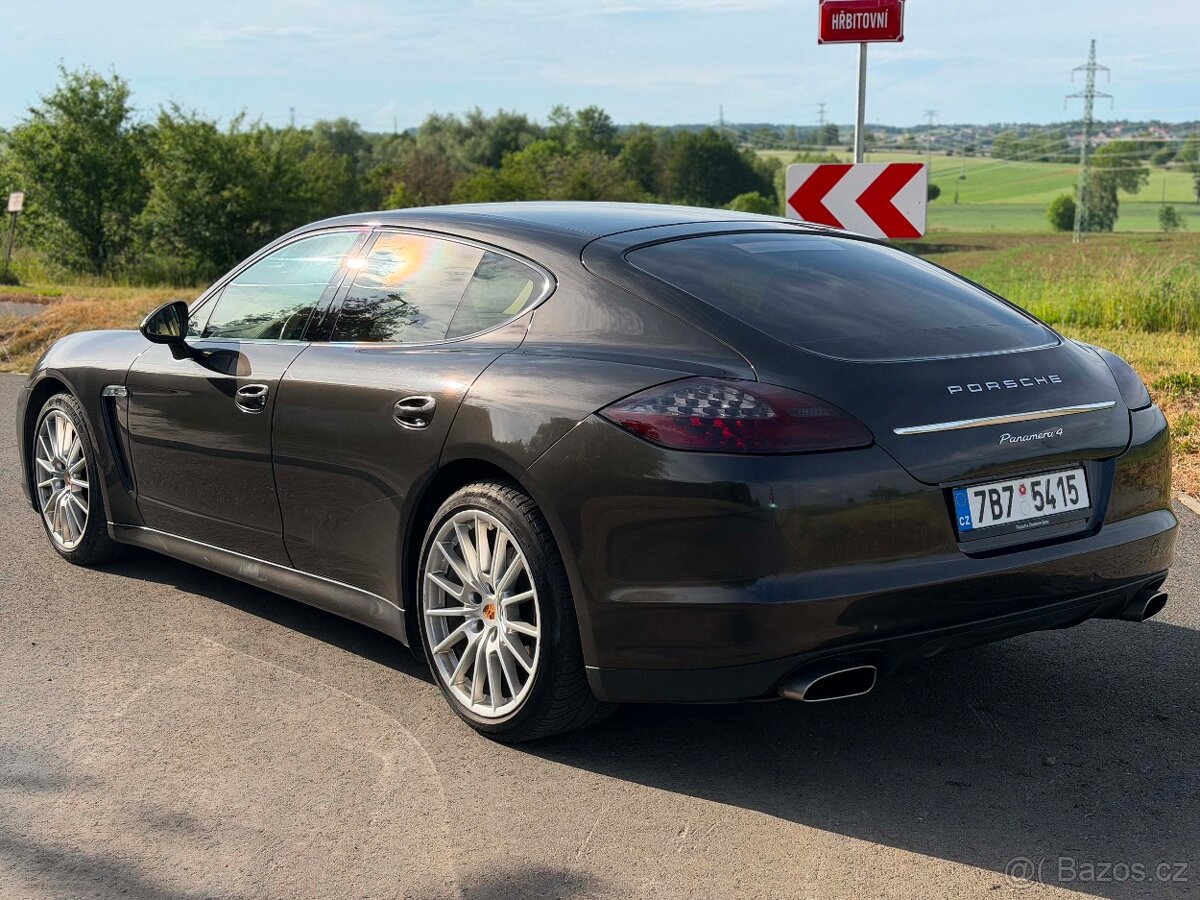 Porsche Panamera 4 - 2