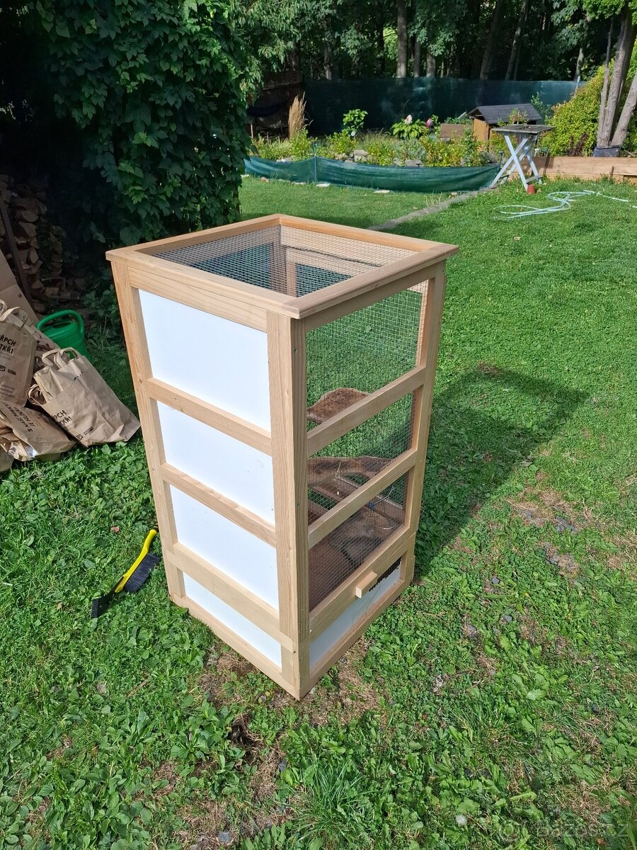 Dřevěná klec pro morče nebo hlodavce - 2