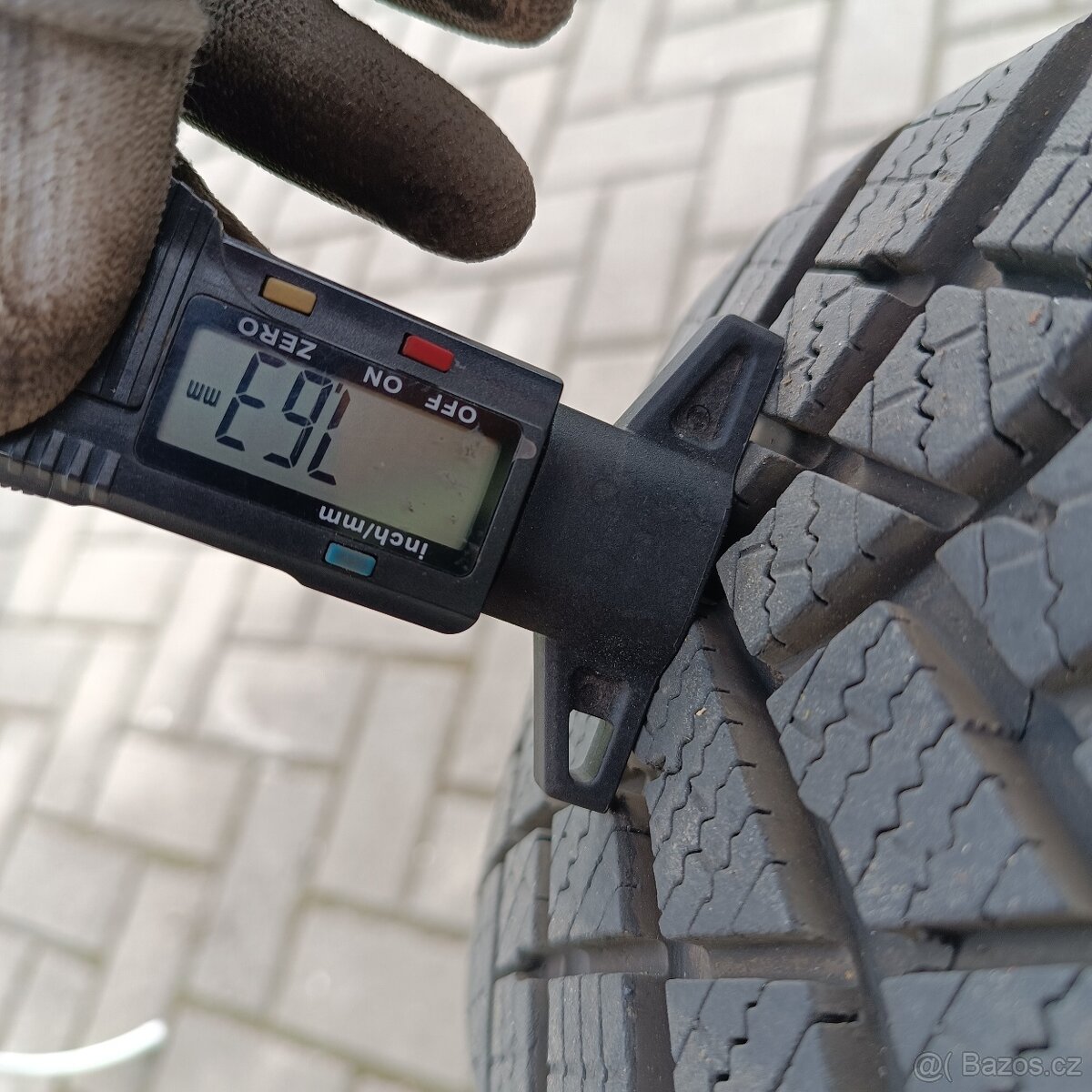 Zimní pneu Hankook 195/65/R15 - 2