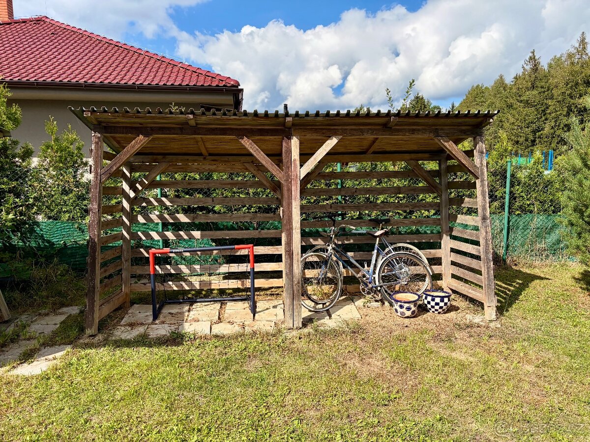 Dřevník na dřevo / Přístřešek - 2
