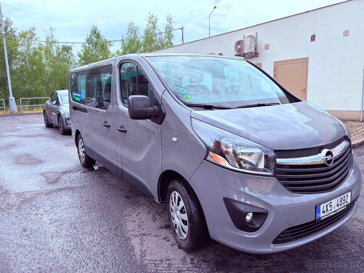 Opel Vivaro 1.6 cdi 9 míst long - 2