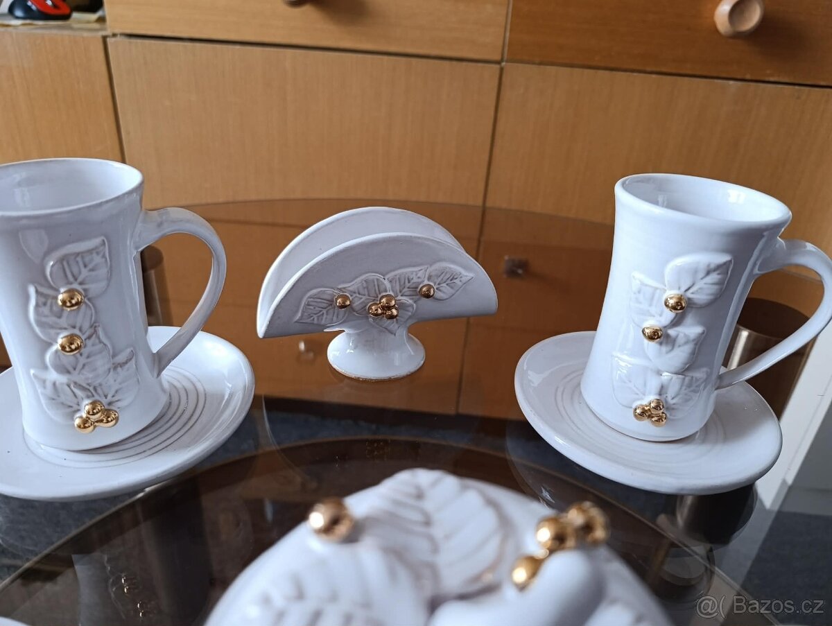 Sada porcelánu - 2