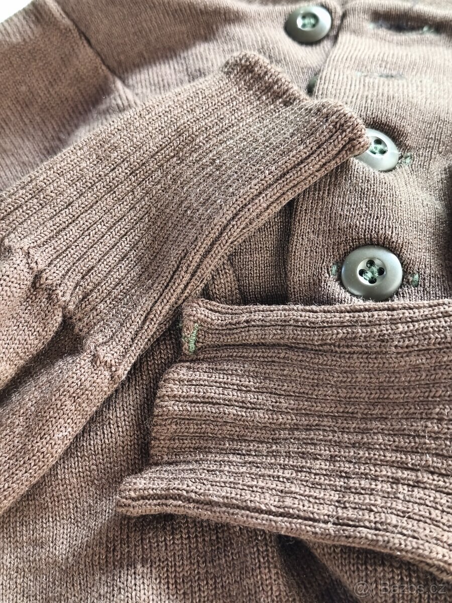 US Army 80' Jeep sweater" - 2