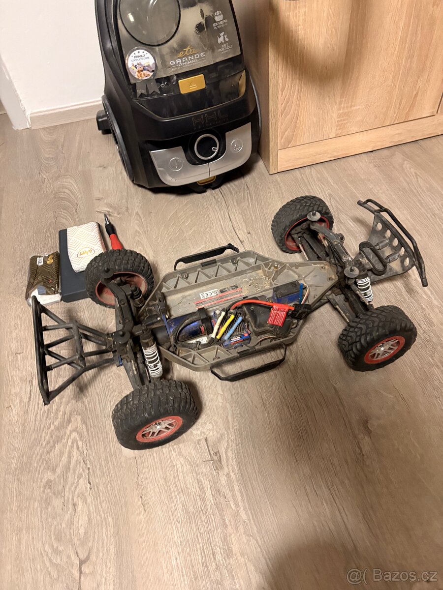Traxxas Slash 4x4 vxlq - 2