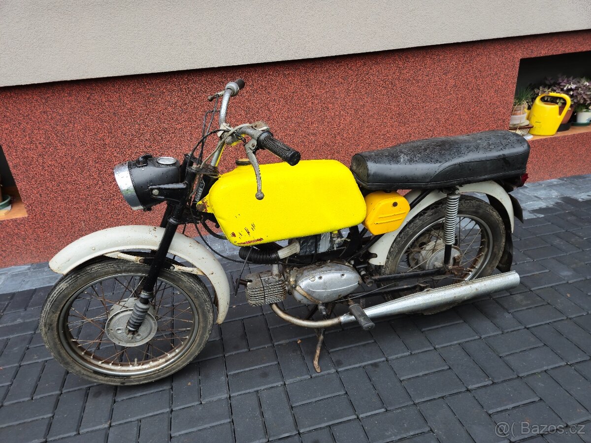 Jawa 23 Mustang bez TP, žlutý, 3. - 2