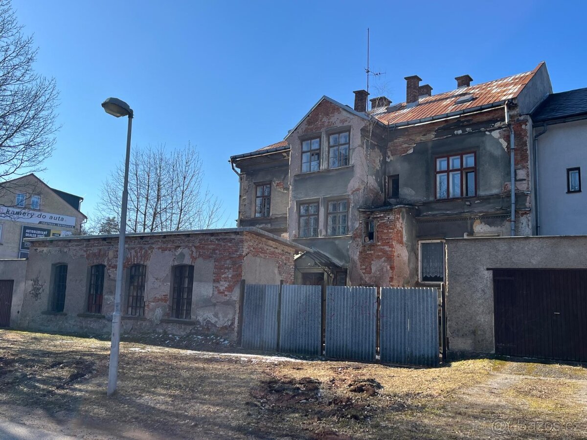 Rodinný vícegenerační dům v centru Trutnova - 2