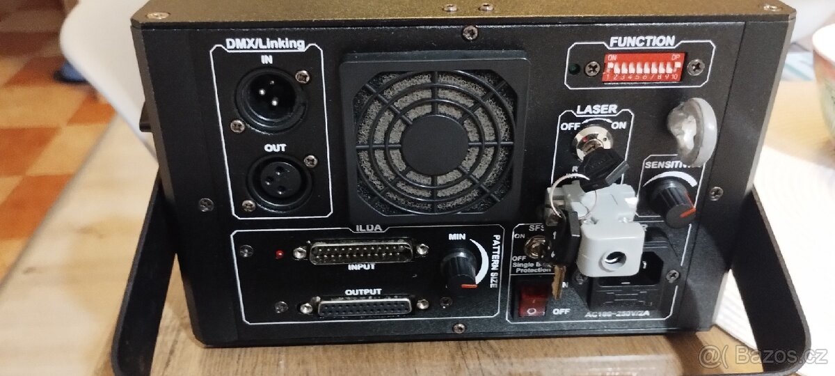 grafický/animační PROFI Laser Laserworld CS-1000RGB MKII - 2