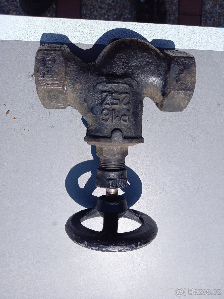 Kohout vodovodni i na páru - 2