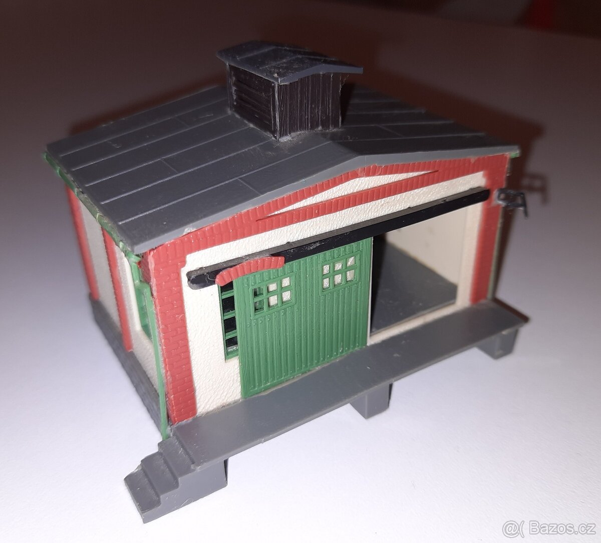 Model sklad domek k mašinkám do kolejiště TT - 2