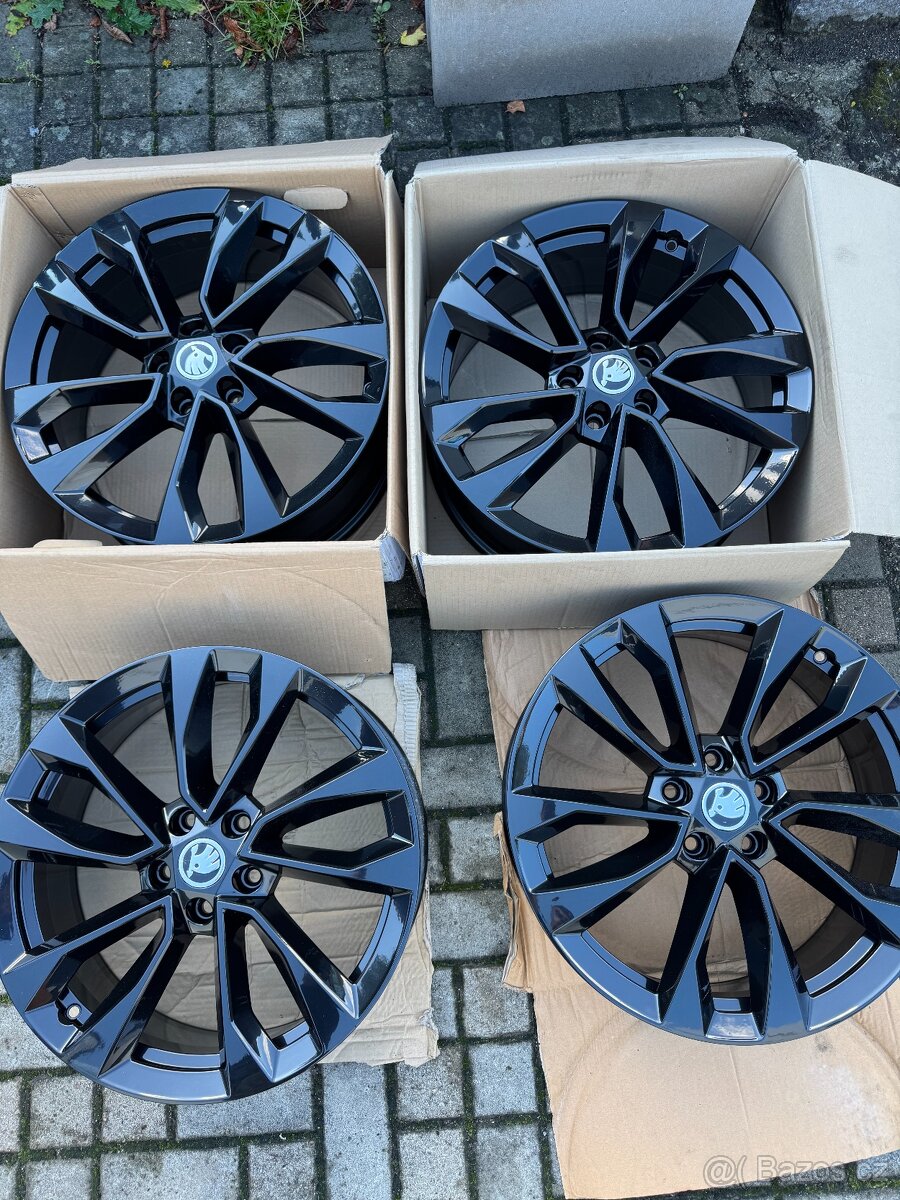 ORIGINÁL Alu Škoda PROCYON R19, 5x112 - TOP STAV - 2