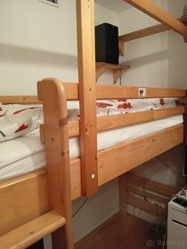 Patrová postel DOMESTAV - masiv - 2