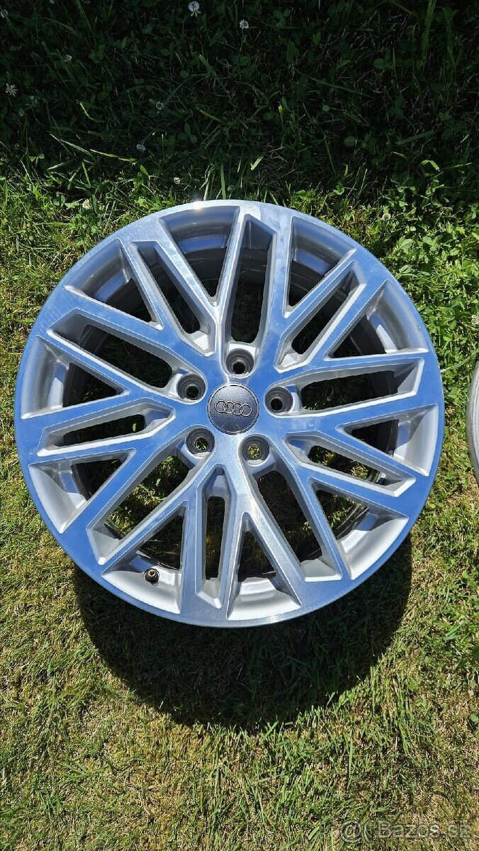 Audi r18 et51 bez pneu - 2