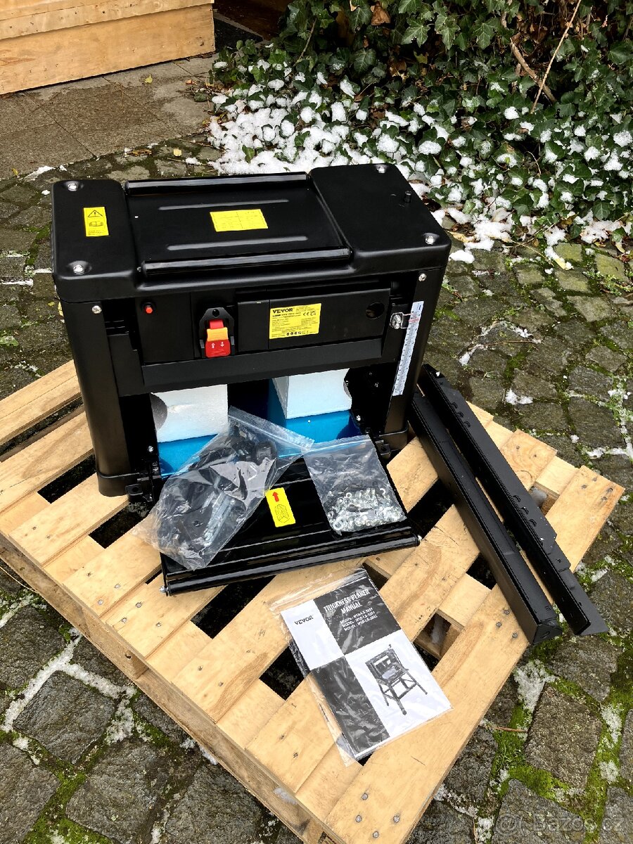 Tloušťkovací frézka, protahovačka, tloušťkovačka - 2