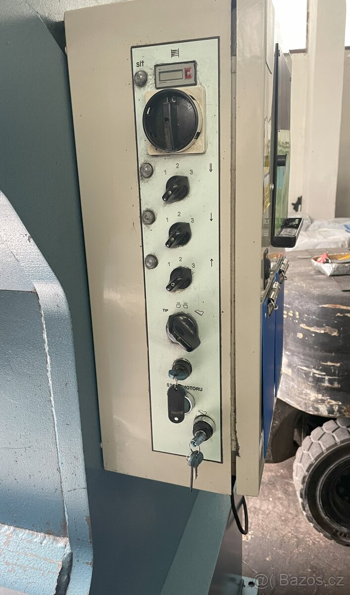 Lis hydraulický CUPS 40 D - 2