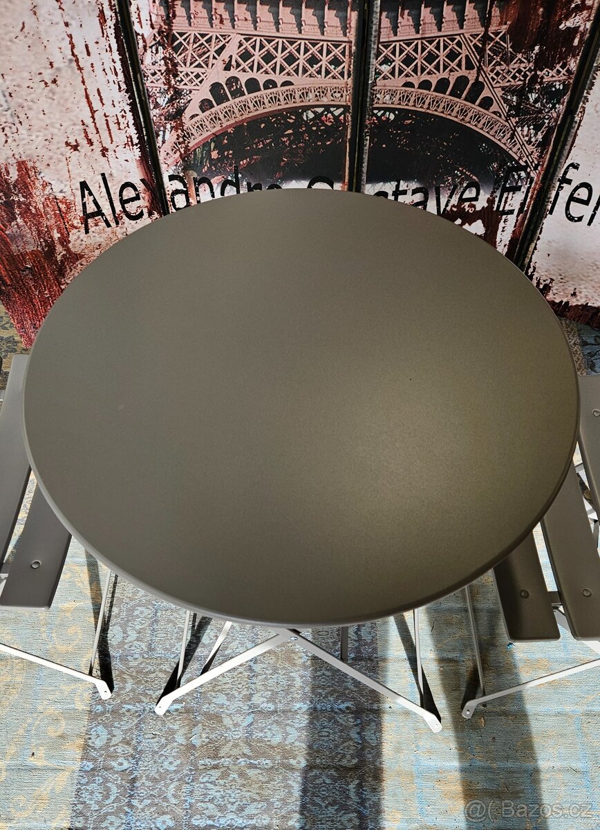 Stůl +2 x židle - 2