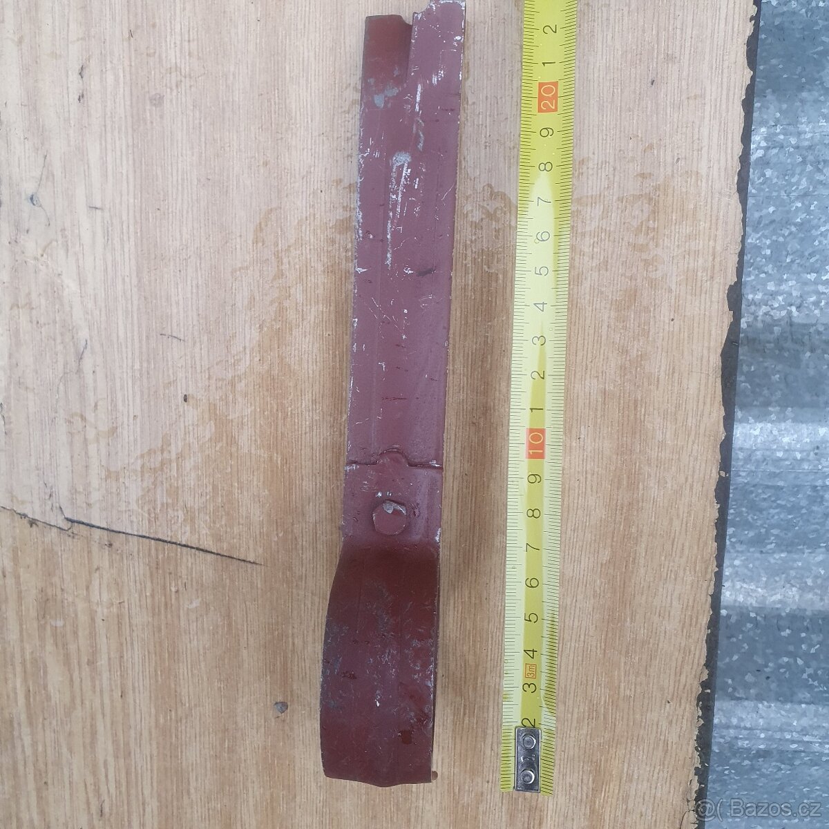 prodám kovové objímky - 2