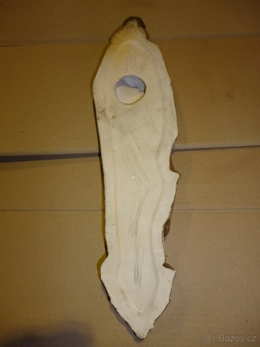 Sádrová soška na stěnu - 2