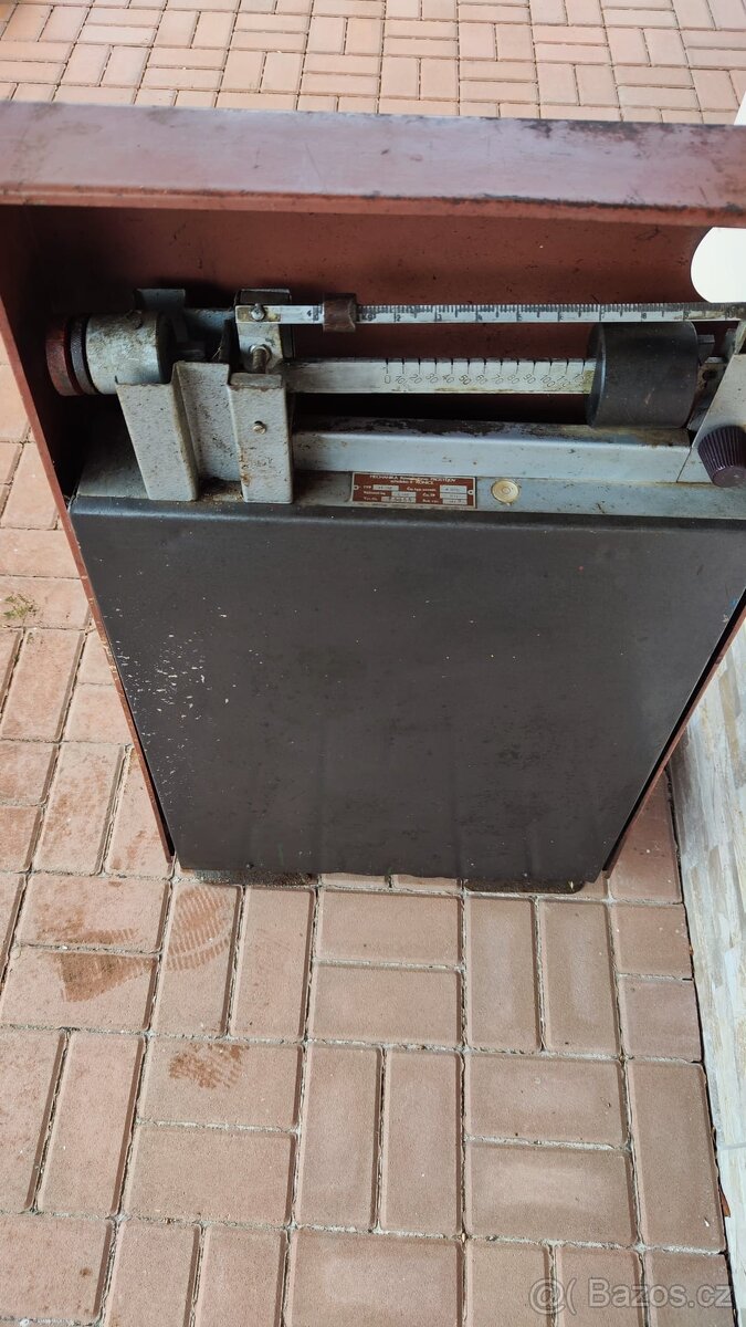 Váha decimálka - 2