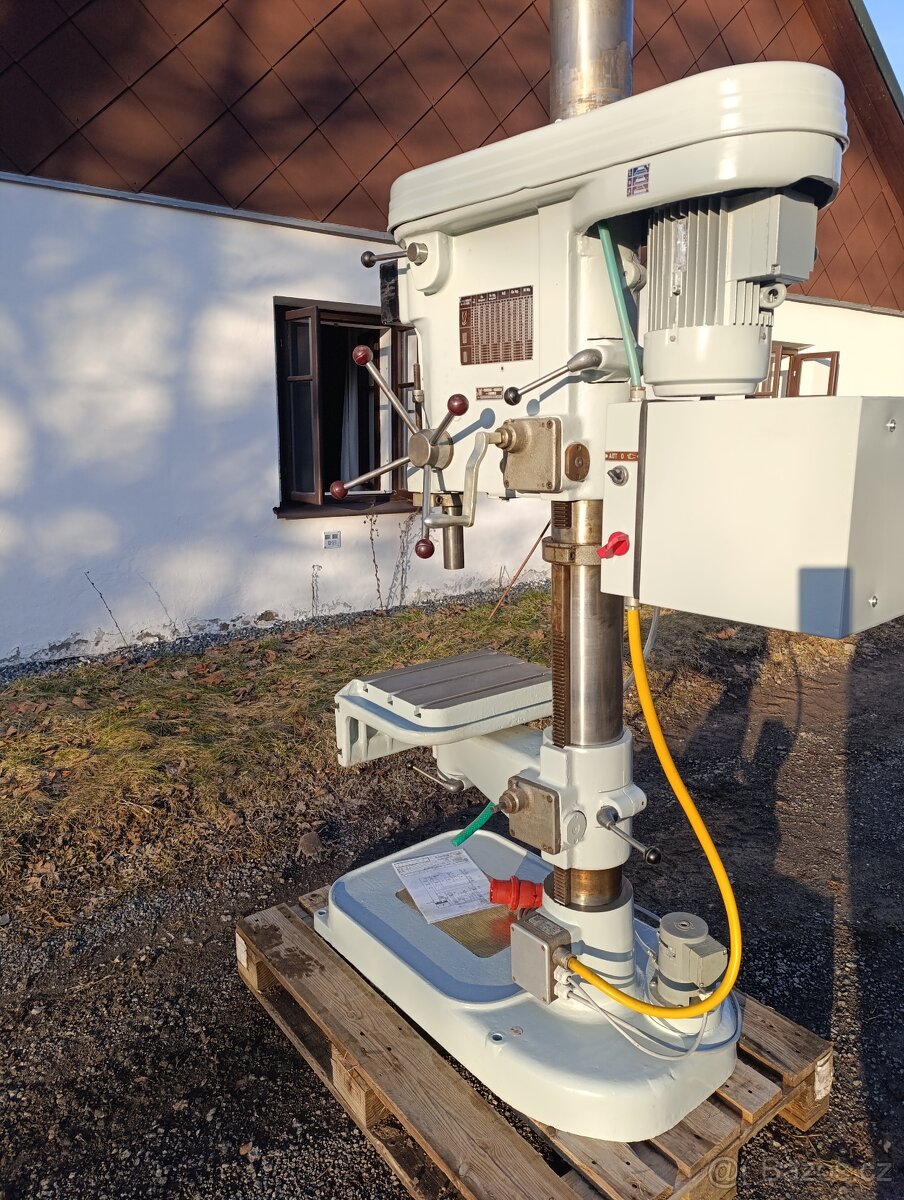 Sloupová vrtačka VS 32B - 2