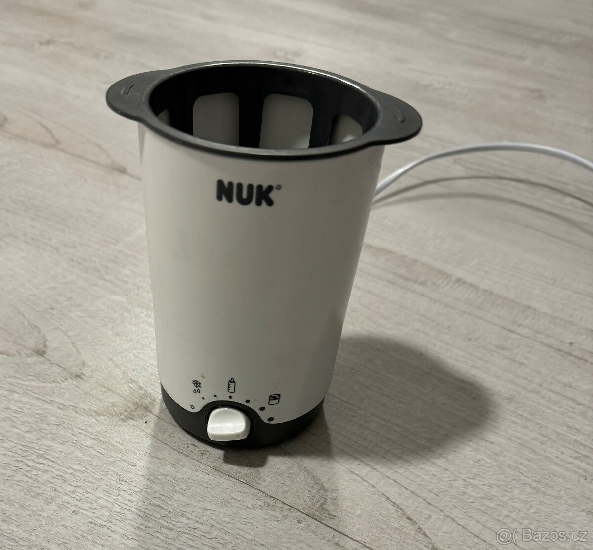 Ohřívačka na kojenecké lahve NUK - 2