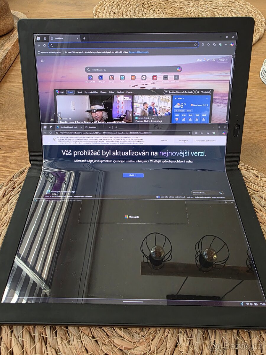 Ohebný notebook Lenovo Fold 13,3" - 2