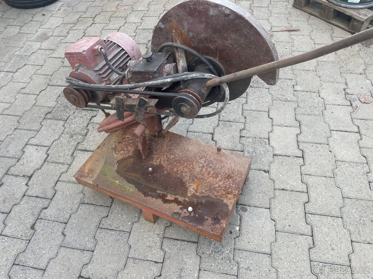 Rozbrušovací pila na kov - 2