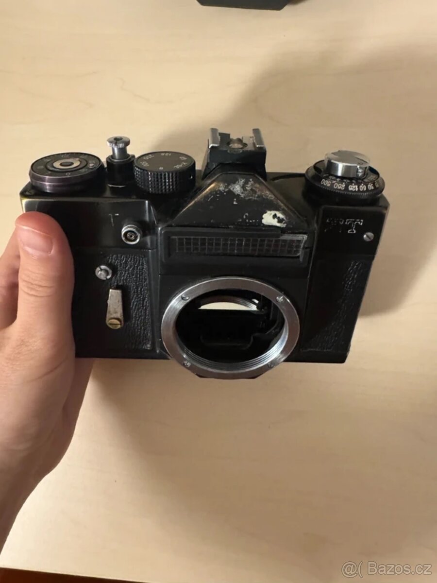 Foťak Zenith ET - 2