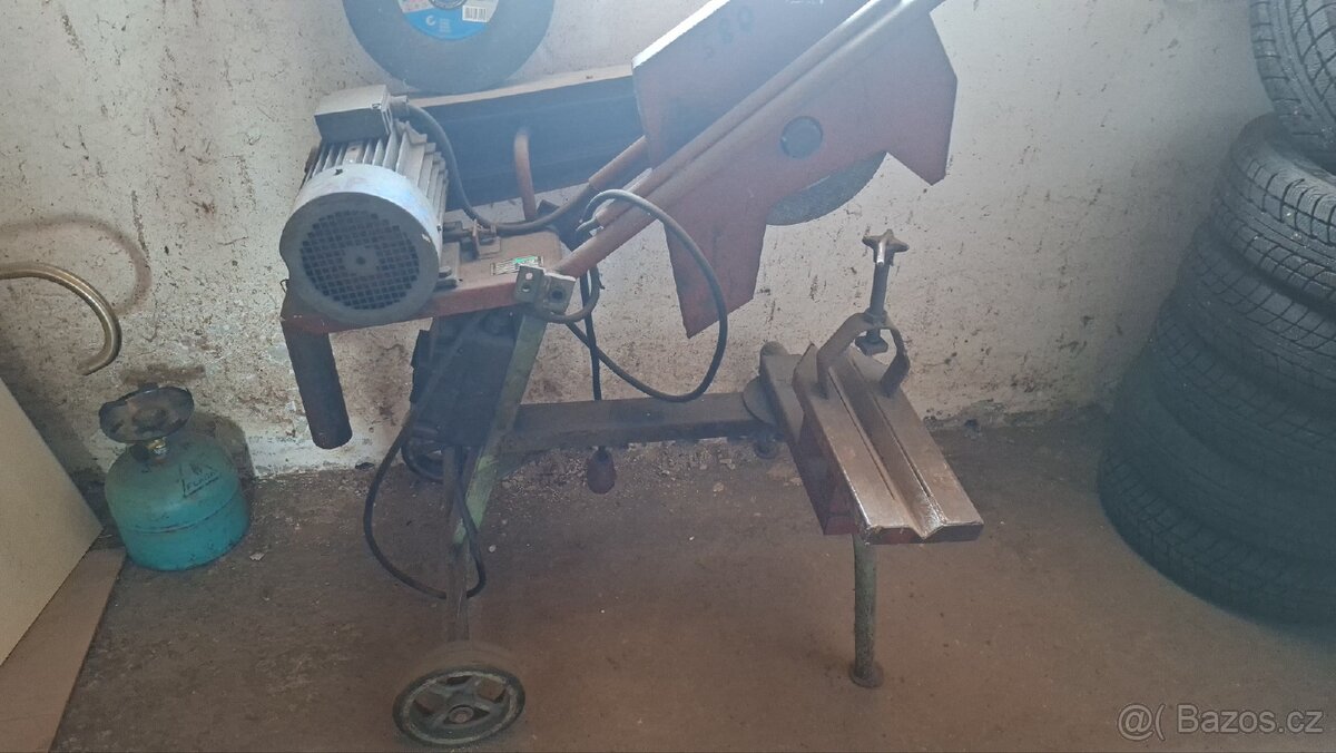 Pila 6000 KČ - 2