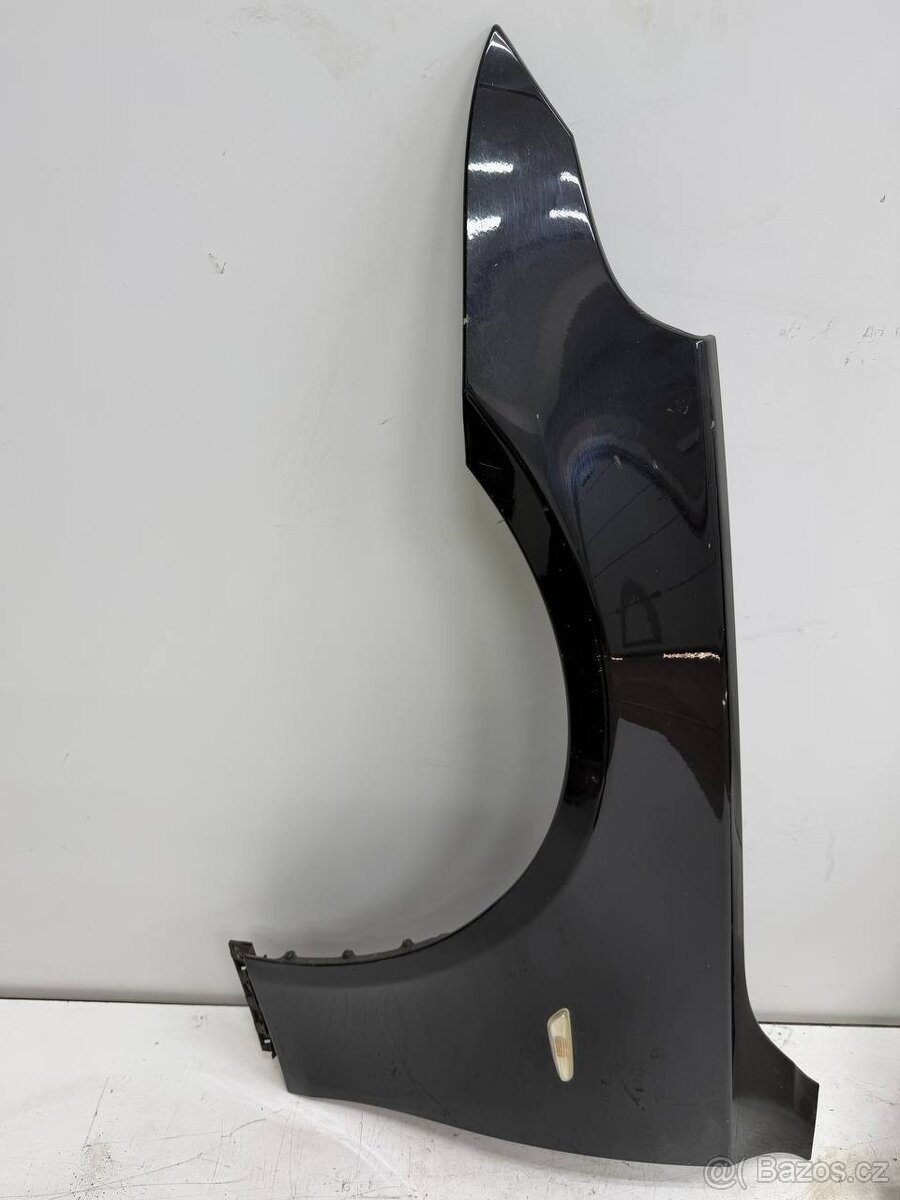Originální přední blatník BMW E60 2011 - 2