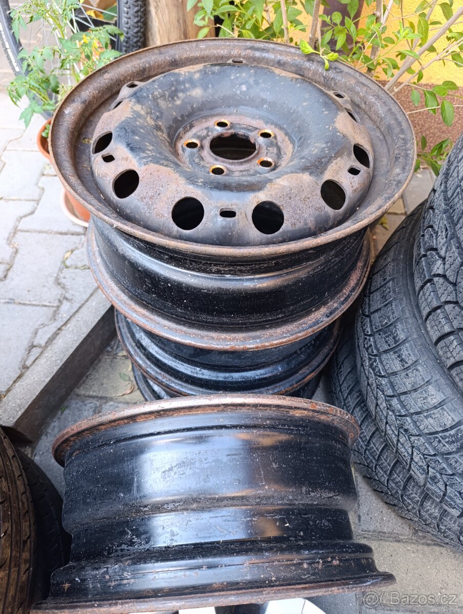 Disky, puklice, gumy 195/55R15 - 2