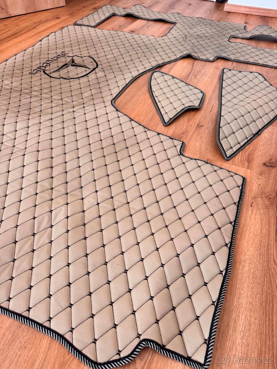 Autokoberec MERCEDES - 2