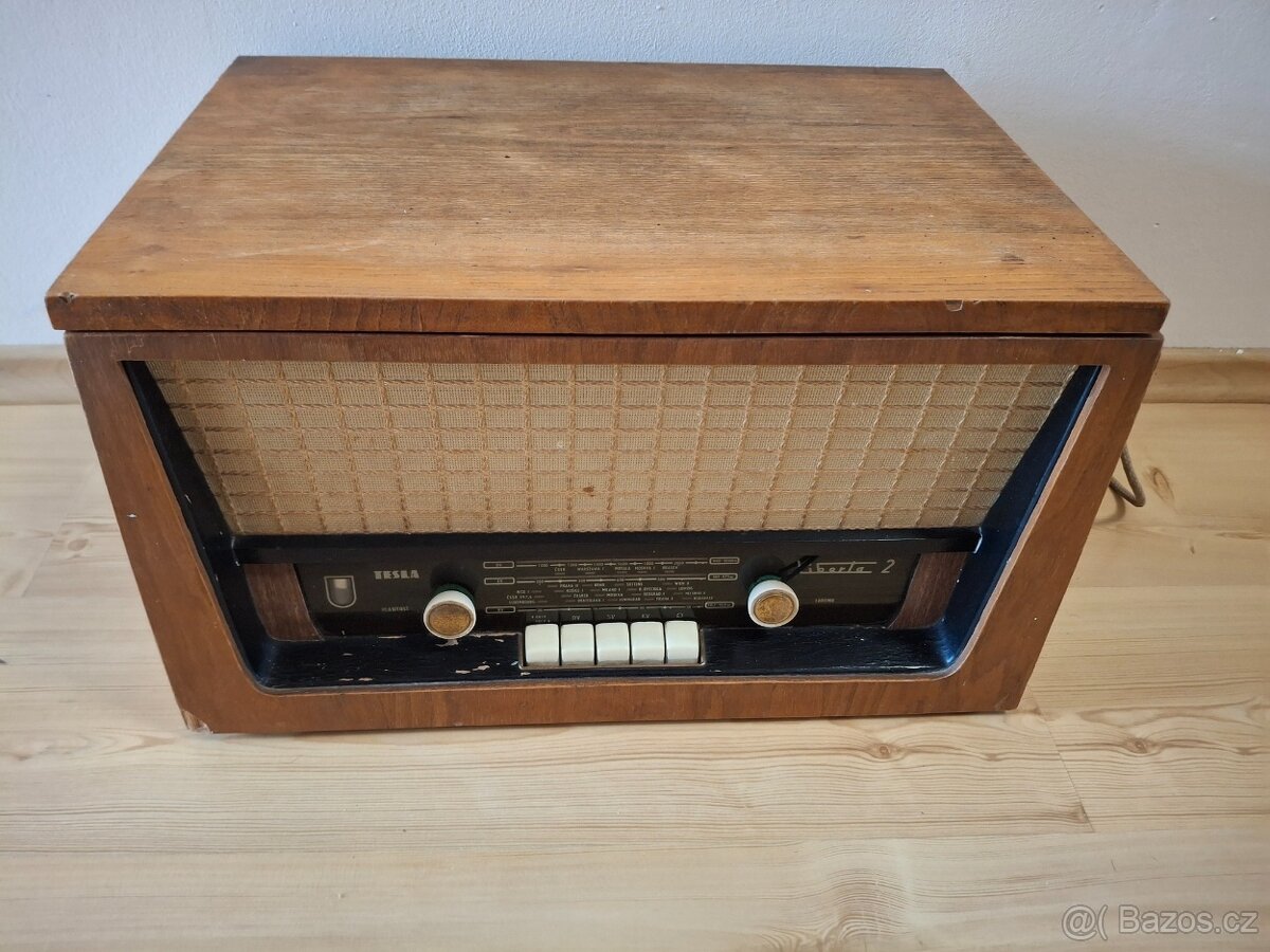 Starožitné rádio TESLA 1018A - 2