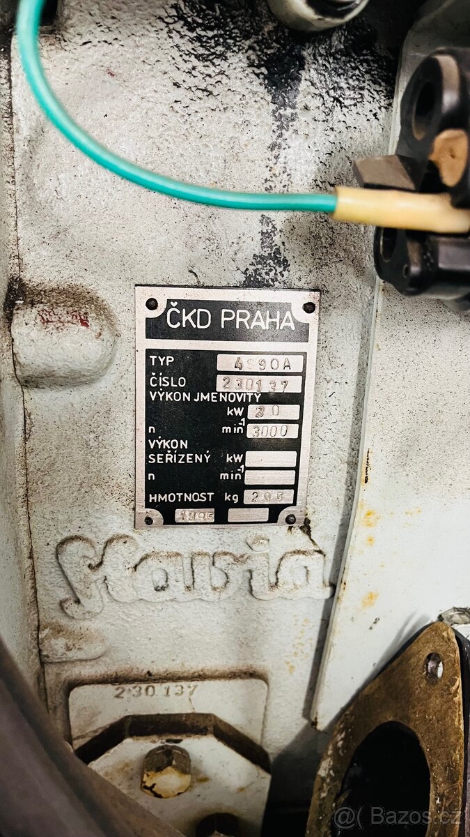 Motor Slavia 4S90A - 2