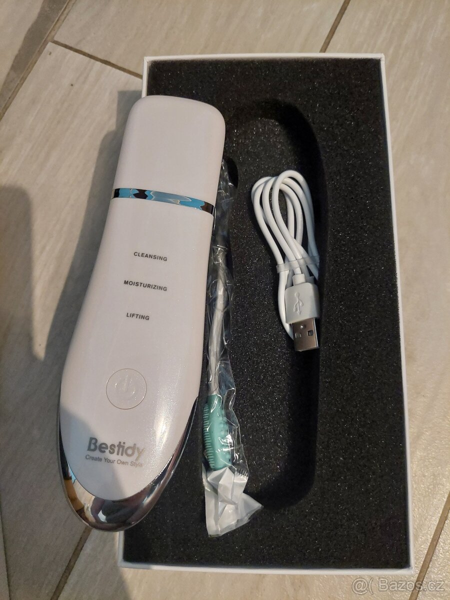 Ultrazvuková špachtle na čištění pleti - 2