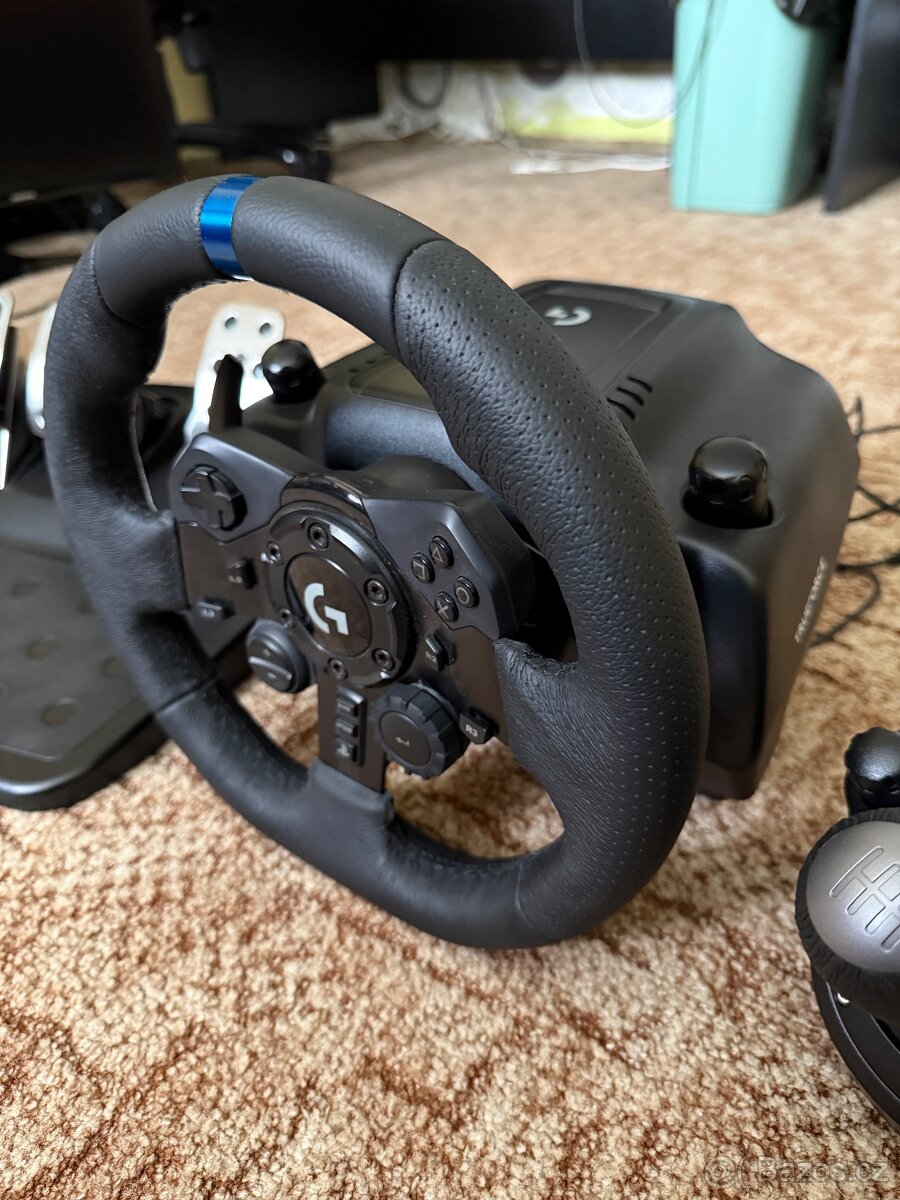Herní volant logitech G923 (PC, PS4, PS5) - 2