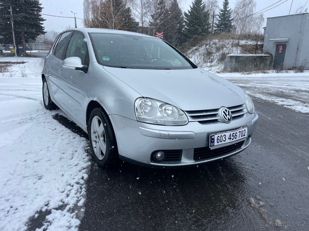 VW Golf V 1.6i 75kW - 2