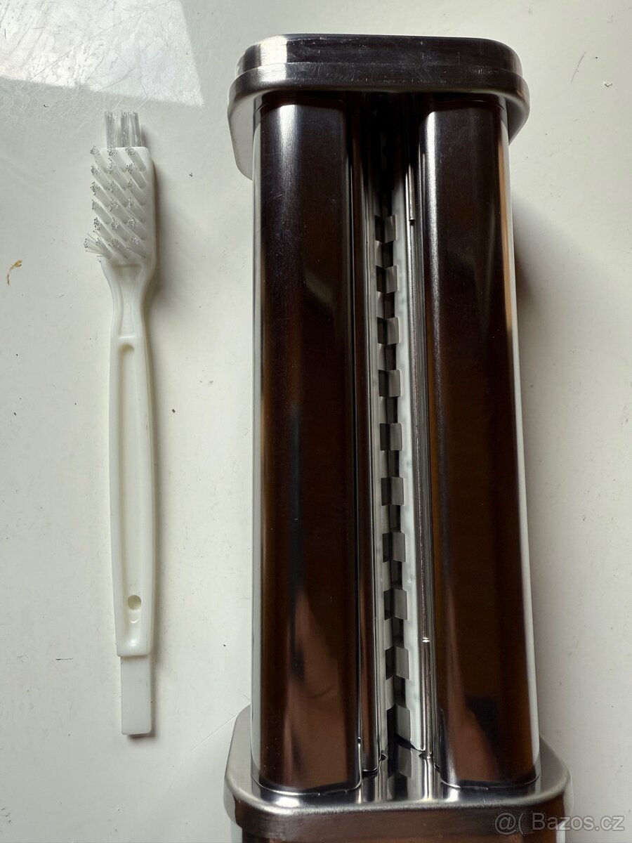 Nerezový kráječ těstovin - 2