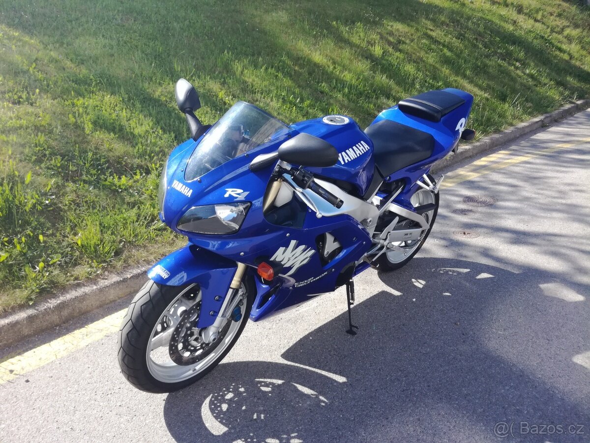 Yamaha YZF-R1 - 2