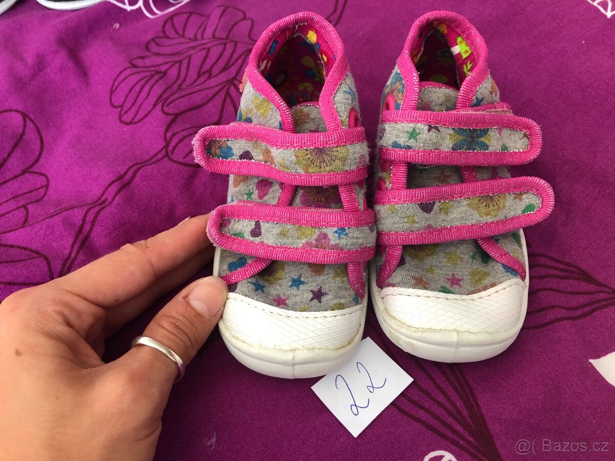 Prodame boty po dceři - 2