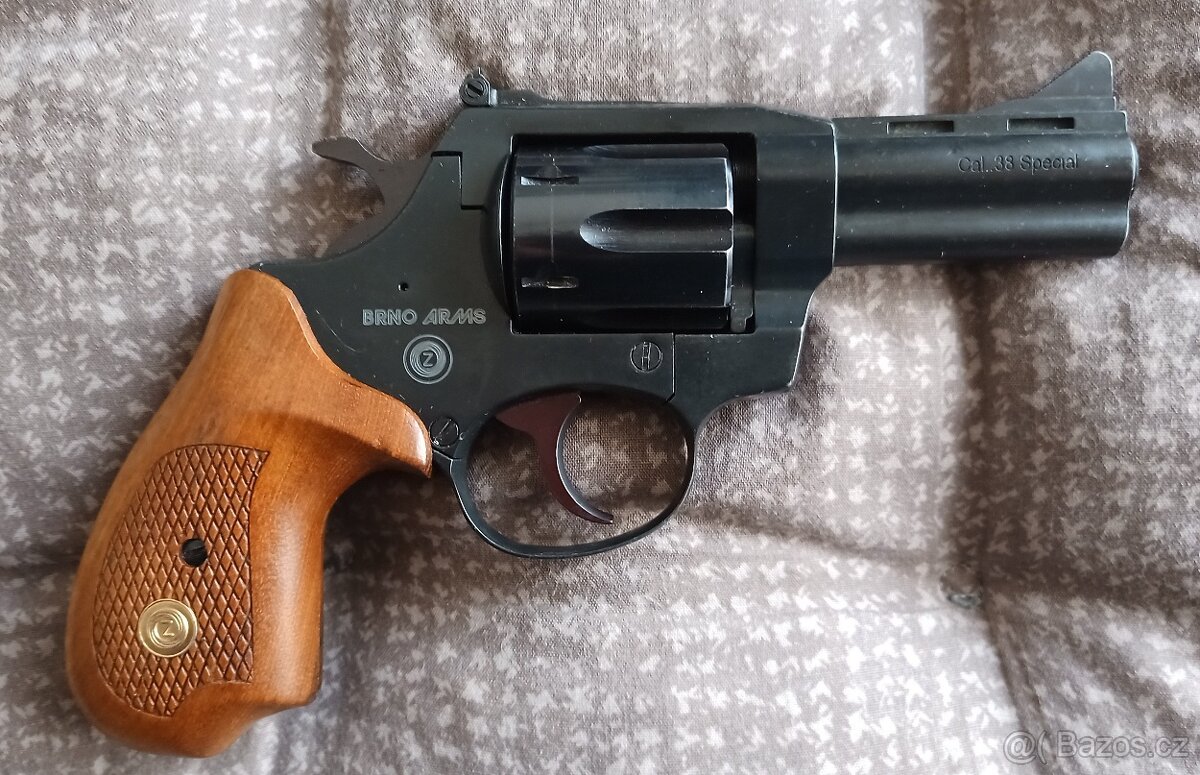 REVOLVER ZHR 831 - 2
