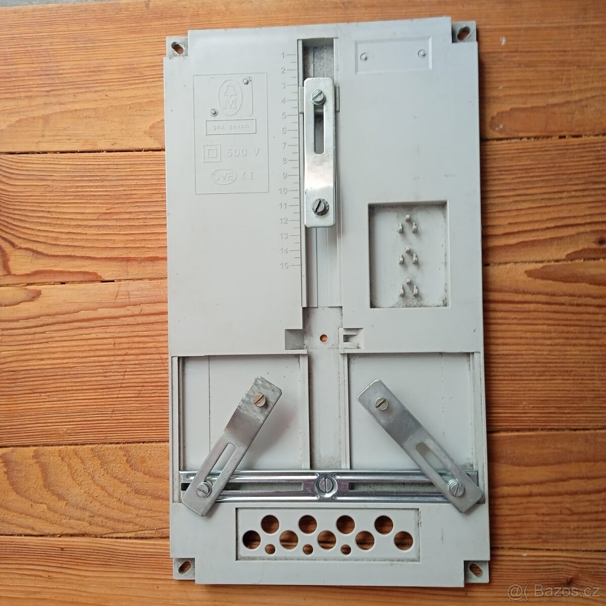 Prodám plastovou rozvodnou krabici - 2