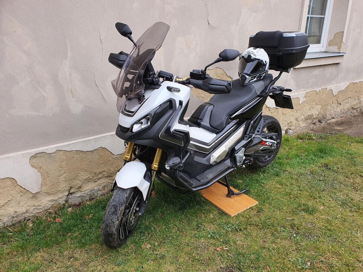 Honda X-ADV 750 - 2