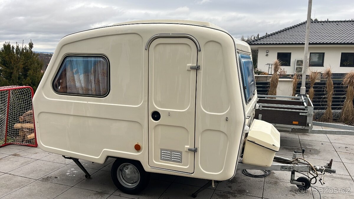 Polský karavan AN 126 - 2