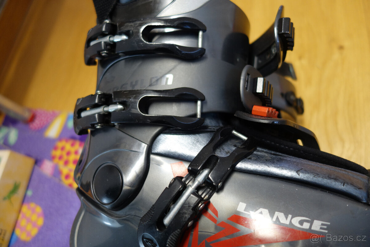 Lyžařské boty 245 mm - 2