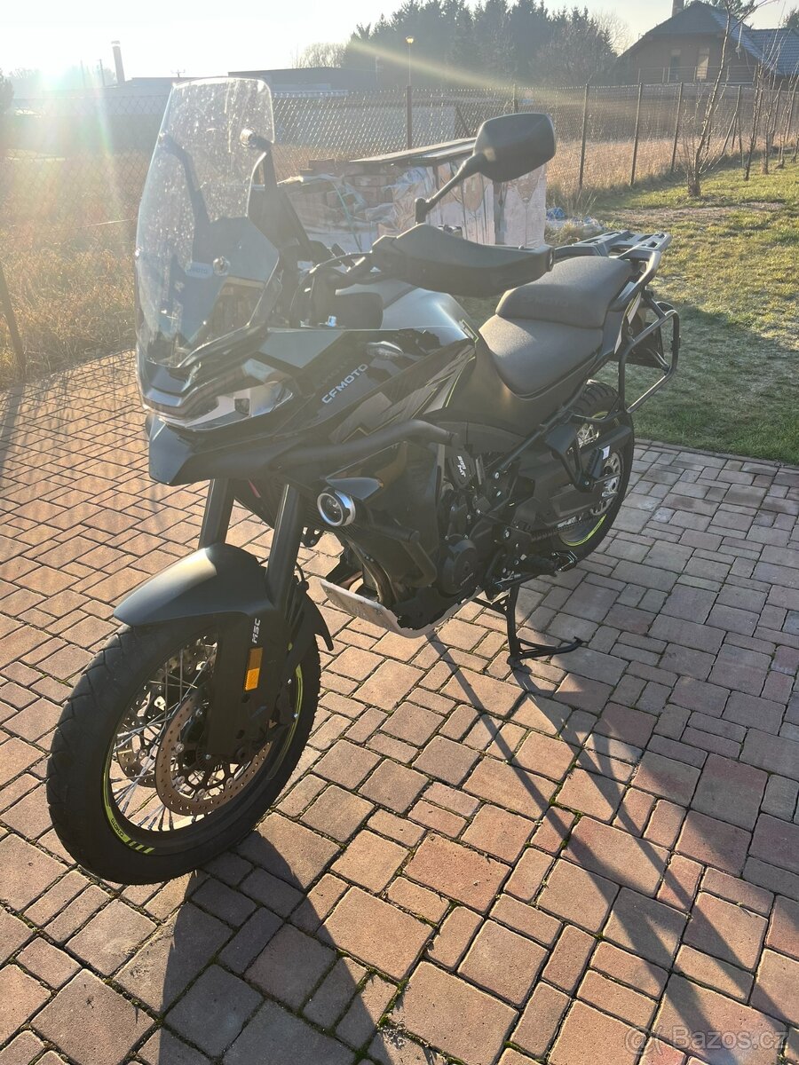 CF MOTO 800 MT explore - 2