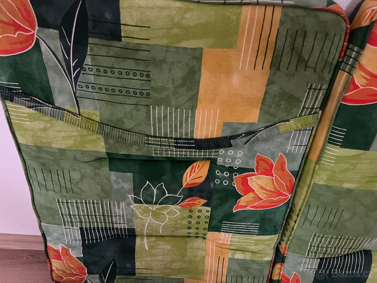 POLSTRY NA ZAHRADNÍ LEHÁTKA - 2