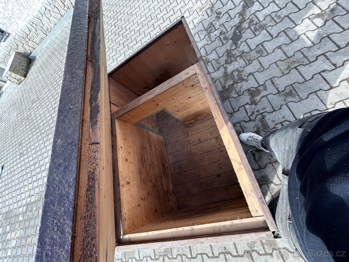 Psí bouda zateplená - 2